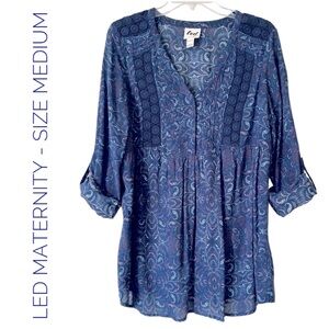✨EUC✨ Luxe Essentials Apparel Maternity Blouse, Size Medium